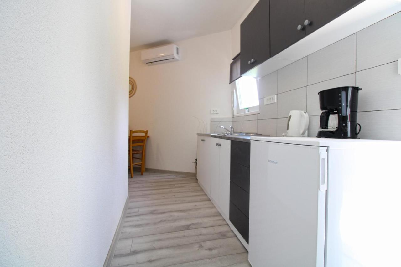 Apartment Josip 1649 Fažana エクステリア 写真