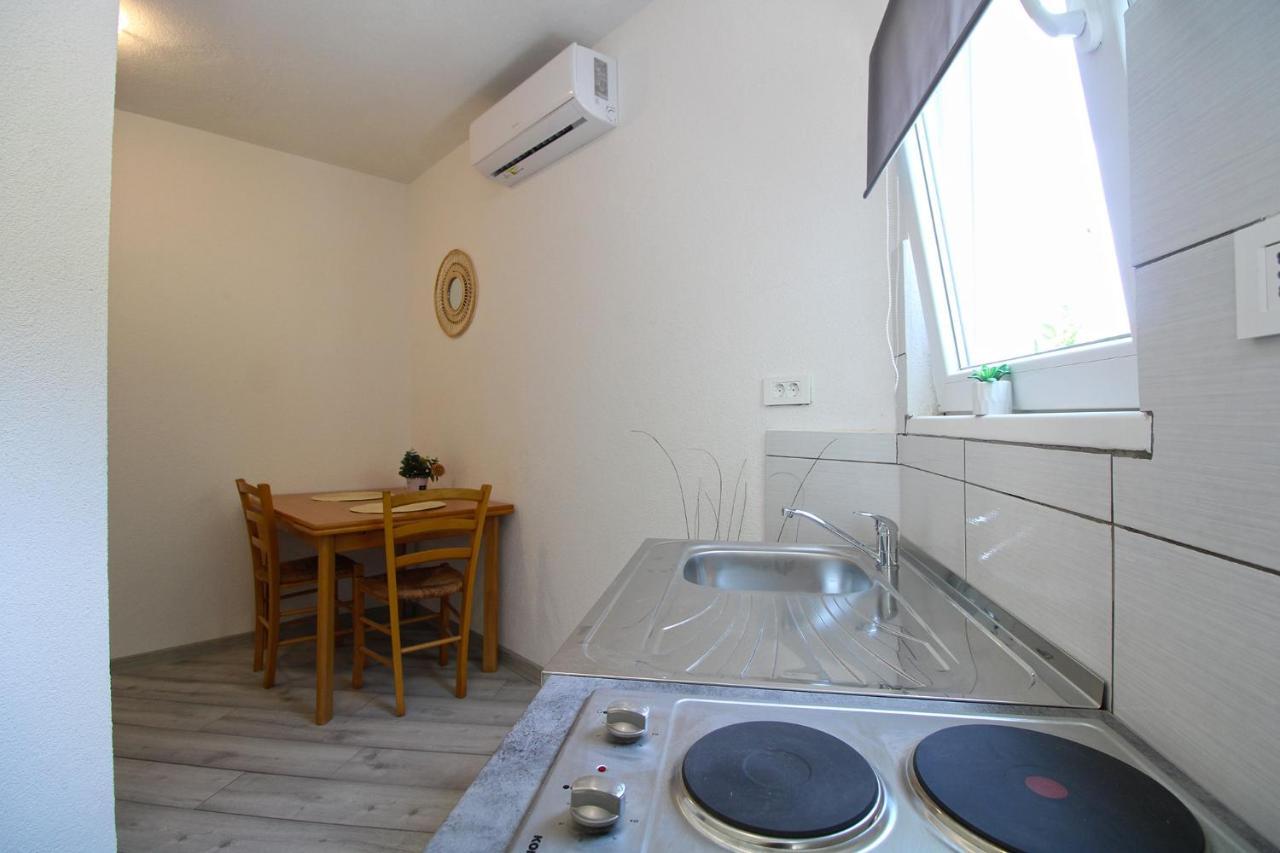 Apartment Josip 1649 Fažana エクステリア 写真