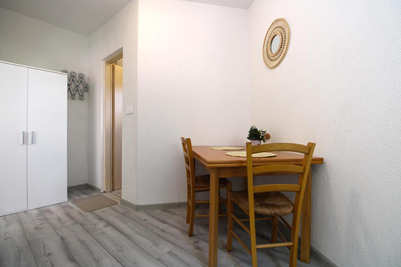 Apartment Josip 1649 Fažana エクステリア 写真