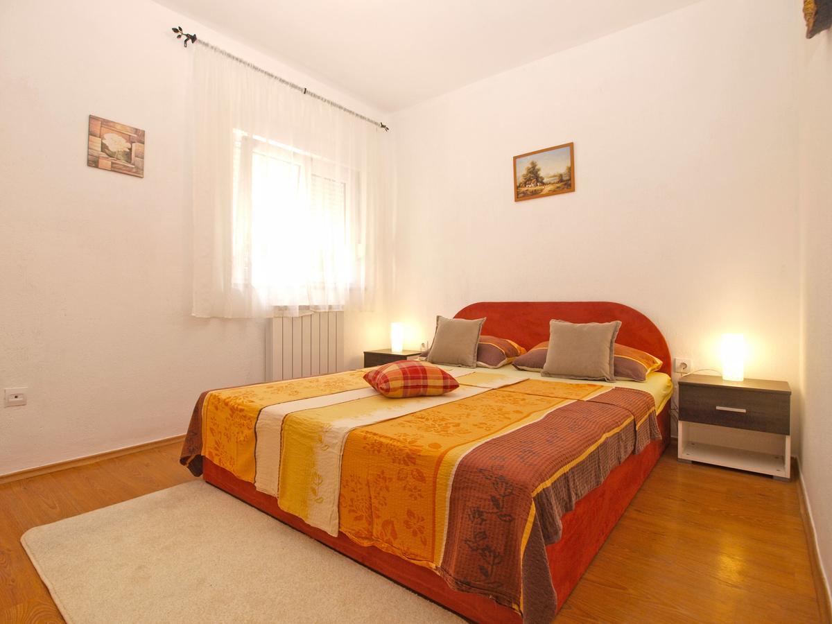 Apartment Josip 1649 Fažana エクステリア 写真
